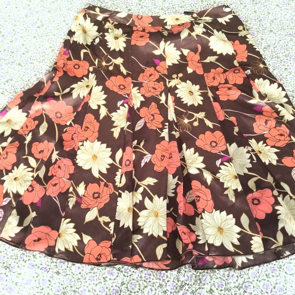 Flowery & flowy fall inspired skirt